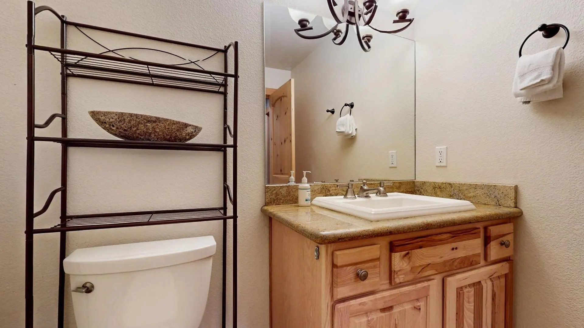 Sweet Cherry Hills Escape South Lake Tahoe