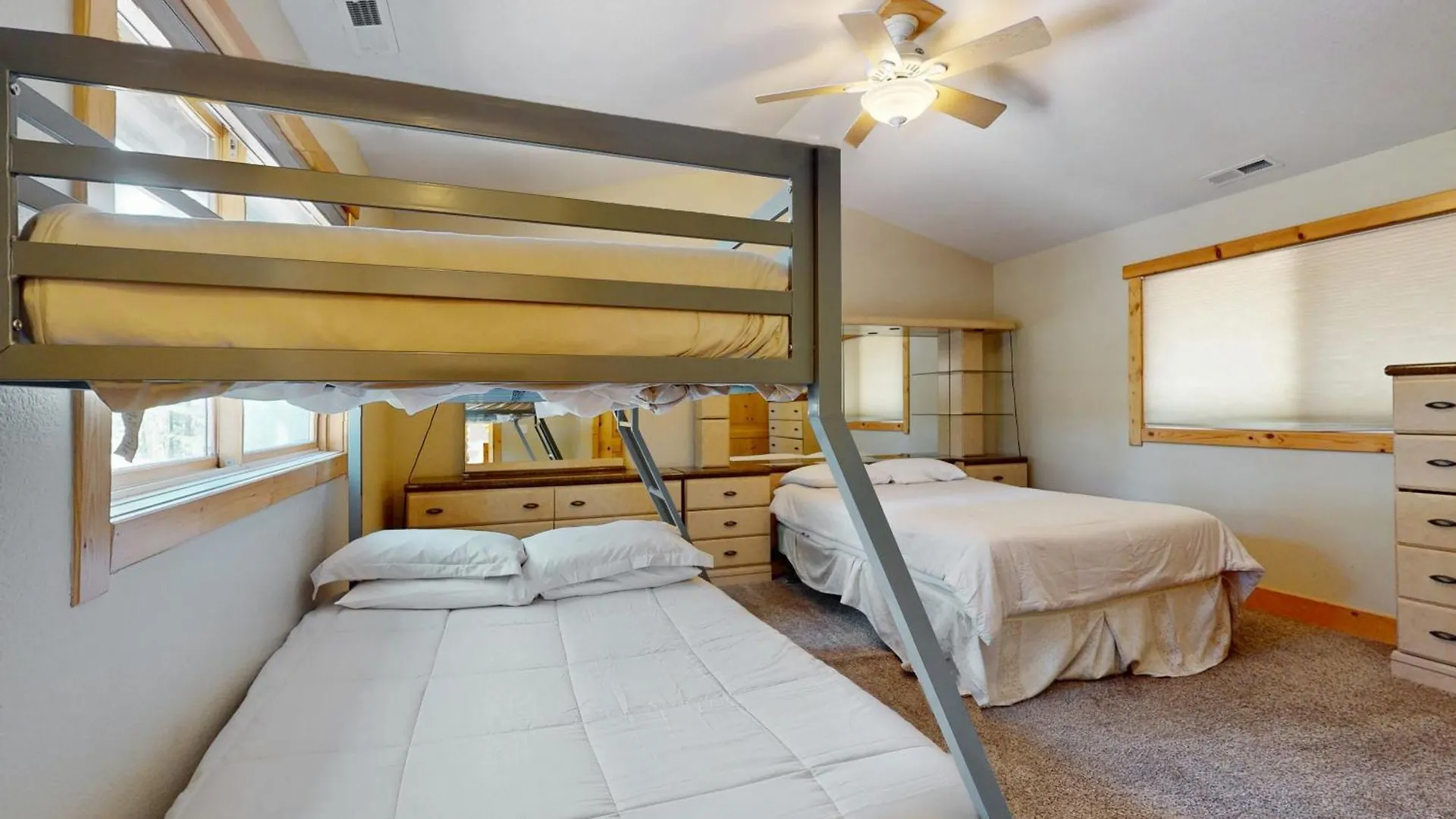 Sweet Cherry Hills Escape South Lake Tahoe