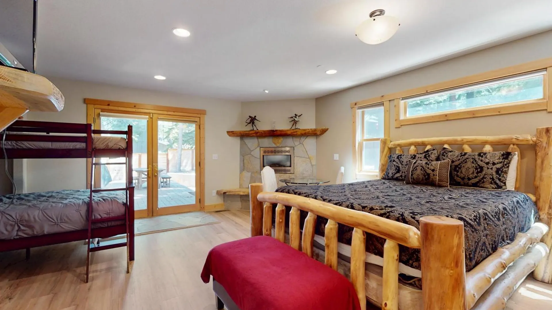 Sweet Cherry Hills Escape South Lake Tahoe USA